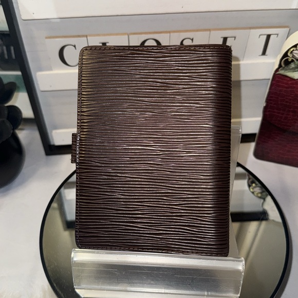 Louis Vuitton Epi Small Ring Agenda Cover in Brown EUC - Picture 3 of 9